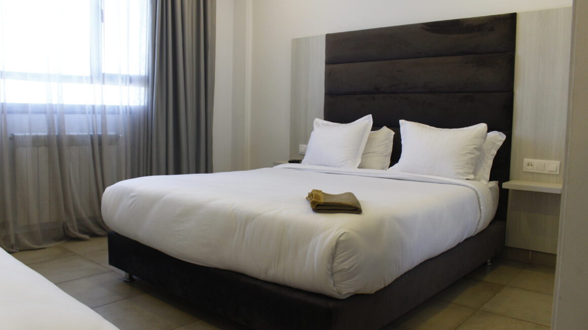 Chambre Familiale (Communicante)